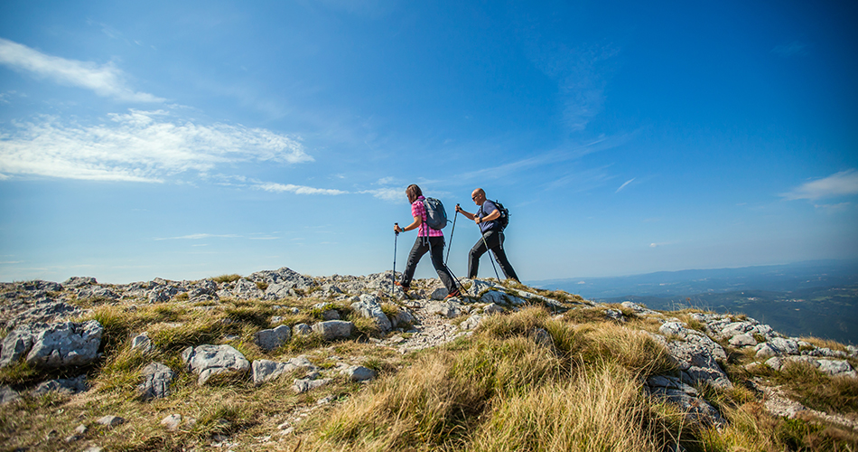 Trekking İçin İdeal Yağmurluk Modelleri