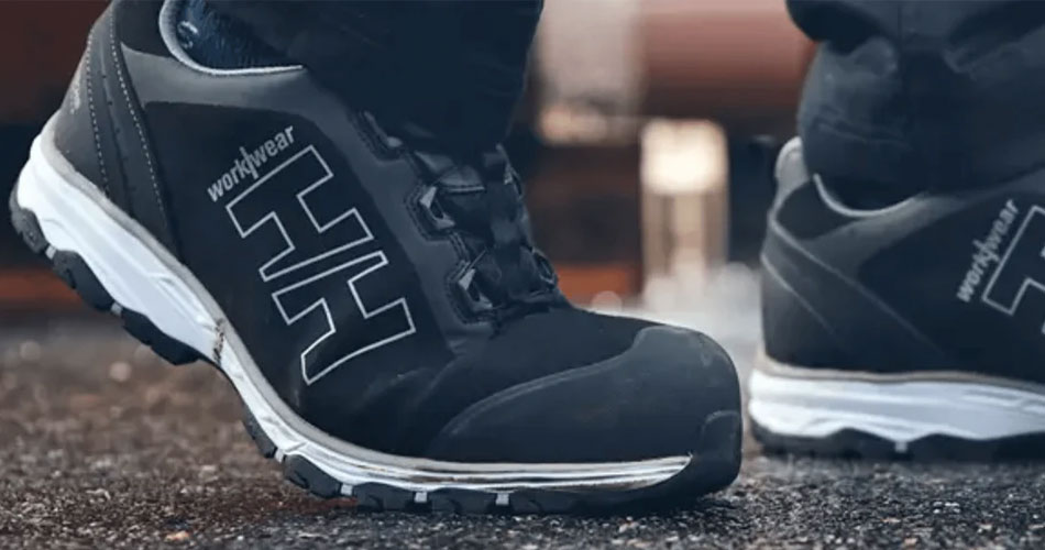 Yaz Aylarında İş Ayakkabısı Seçimi Nasıl Olmalı