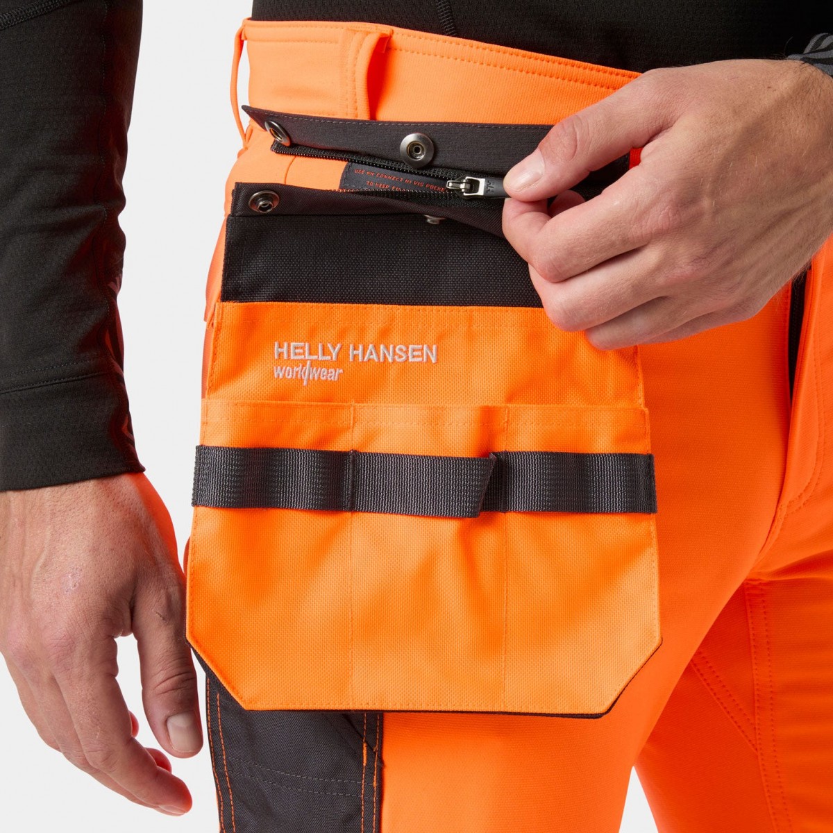 HH Connect™ Hi Vis Essential Pocket 1